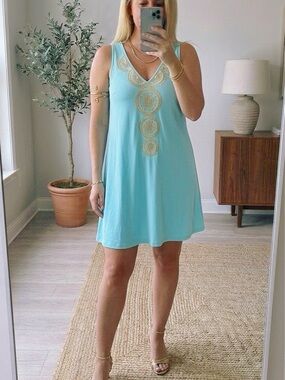 Lilly Pulitzer Fia Swing Dress M Serene Blue Gold Beaded Neckline
